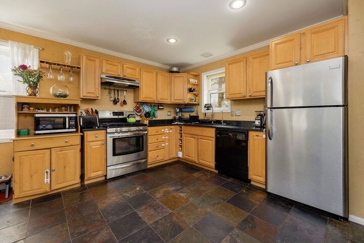 Property Photo:  44 Acorn Street  VT 05001 