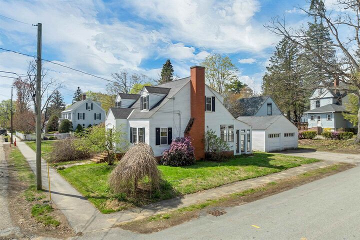 Property Photo:  124 Dartmouth Street  NH 03246 