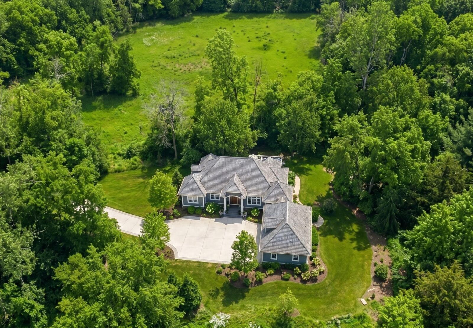 Property Photo:  128 Peavey Lane  MN 55391 