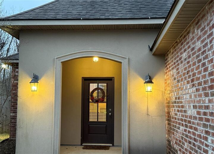 Property Photo:  525 Riverrun Circle  LA 71104 