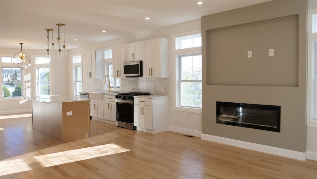 Property Photo:  10 Banks St  MA 02302 