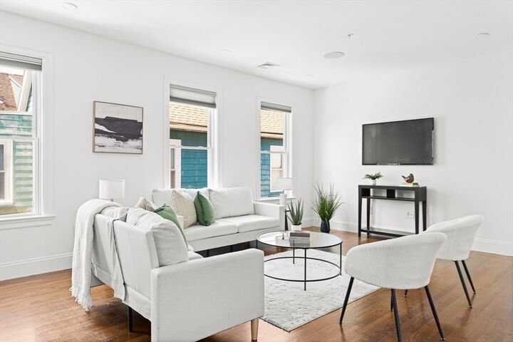 Property Photo: 76 Flint St 2 MA 02145