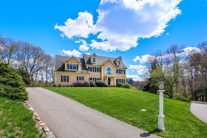 Property Photo:  41 York Rd  MA 01778 