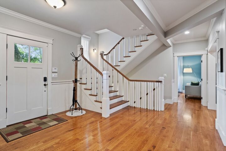 Property Photo:  5 Walnut Street  MA 02421 
