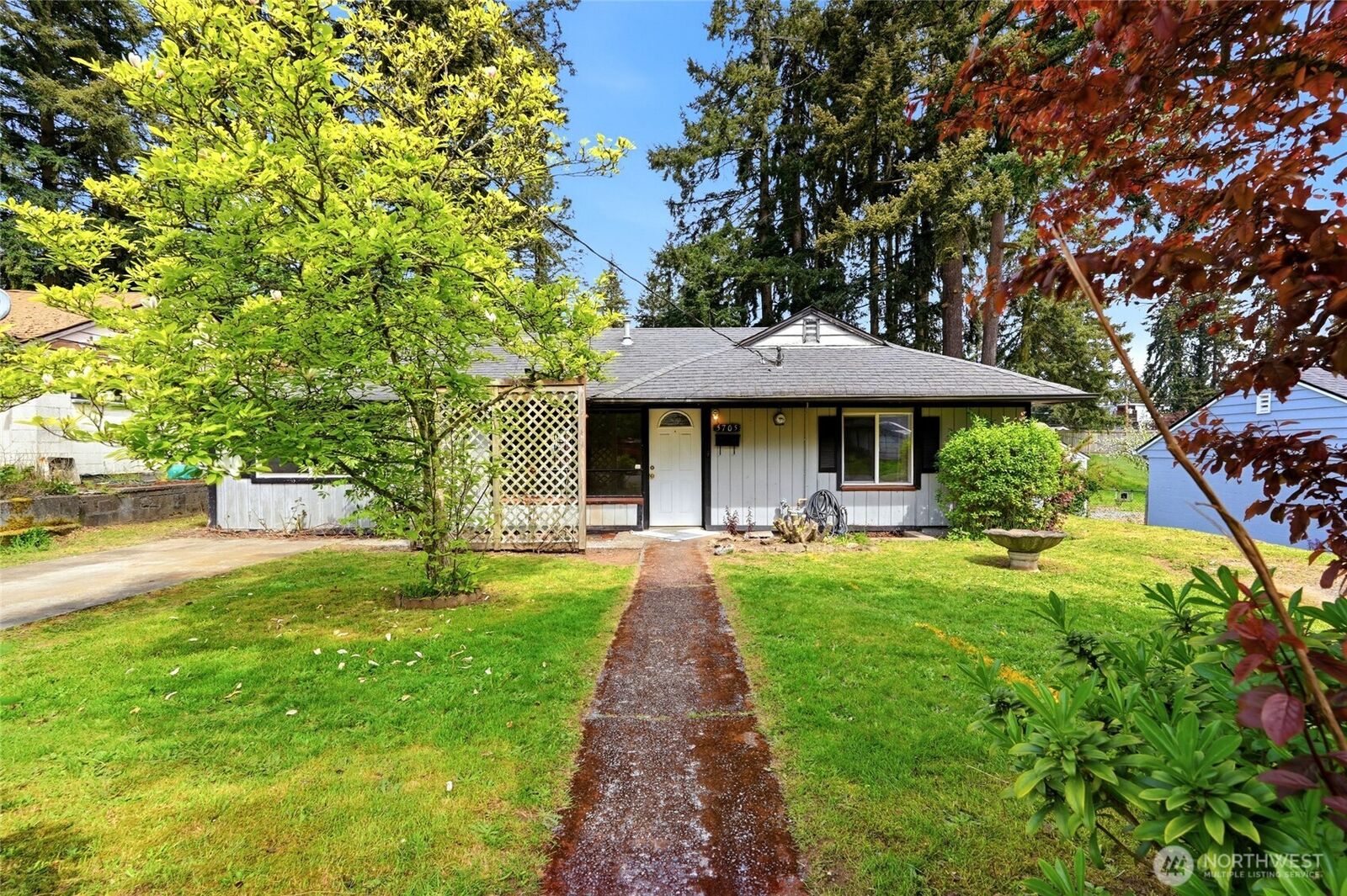 Property Photo: 5705 238th Street SW WA 98043