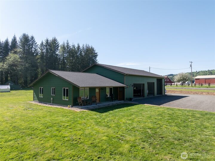 Property Photo: 3452 State Route 508 WA 98570