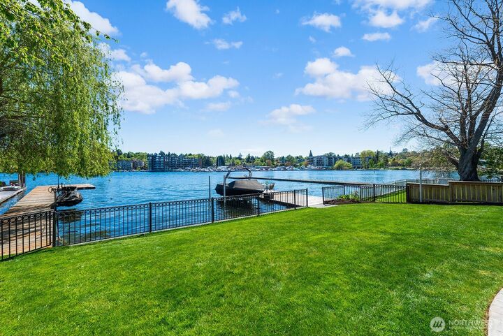 Property Photo:  8696  Island Drive S  WA 98118 