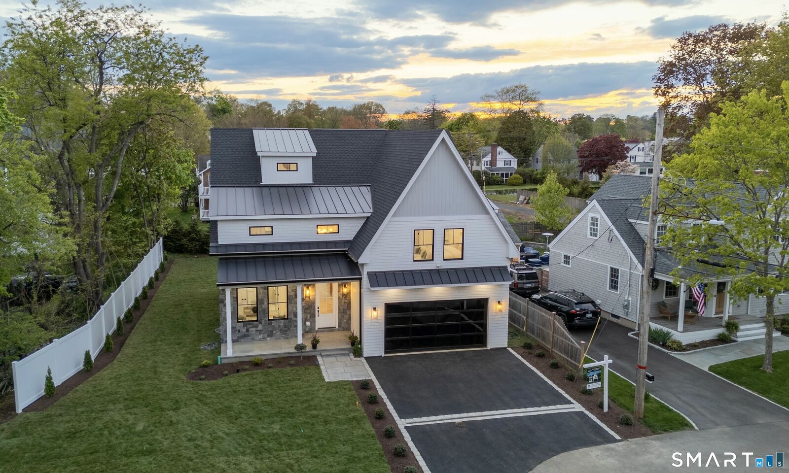 Property Photo:  57 Beaumont Place  CT 06824 