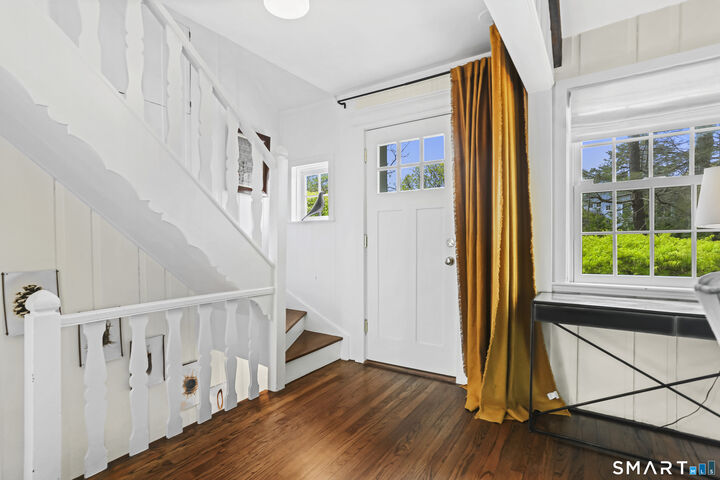 Property Photo:  4 River View Road  CT 06880 