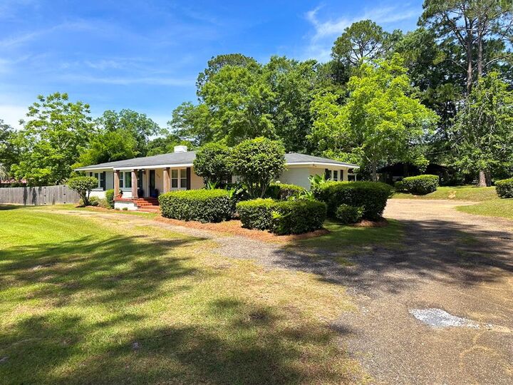 Property Photo:  3310 County Road 203  AL 36301 