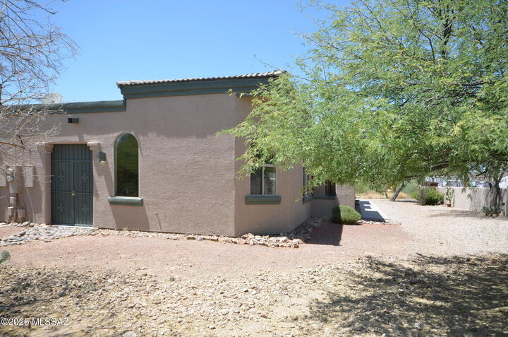 Property Photo:  5784 W Treasure Point Place  AZ 85713 