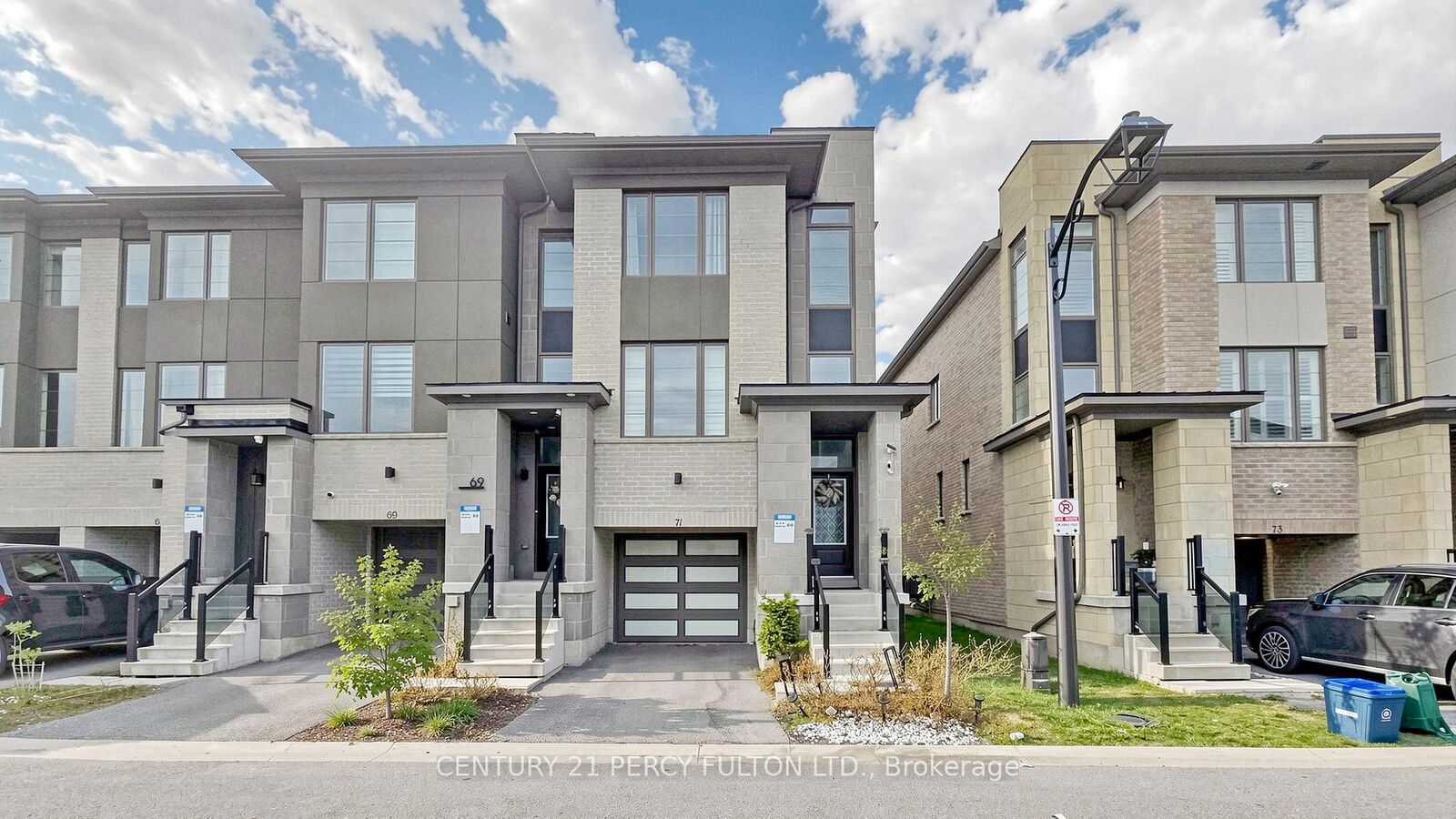 Property Photo:  71 Donald Fleming Way  ON L1R 0N8 