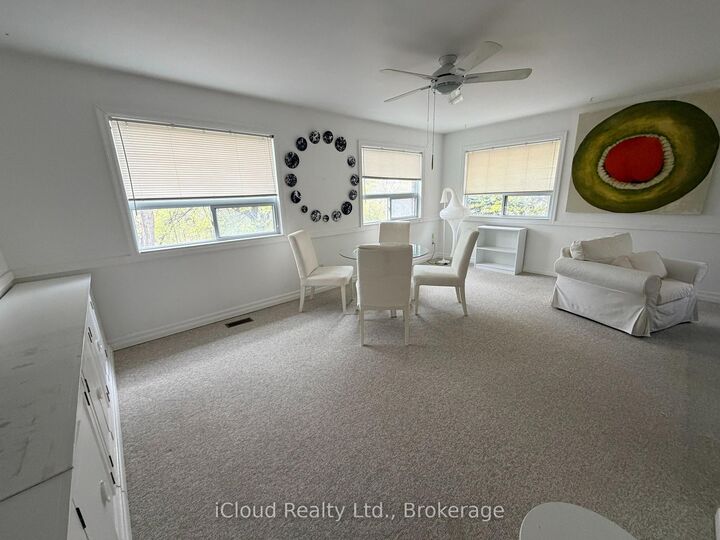 Property Photo: 176 Wyndham Street ON L5M 1N5
