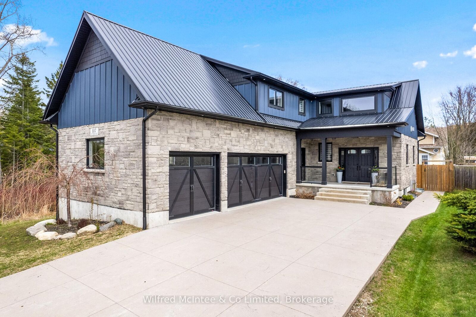 Property Photo: 107 Ottawa Avenue ON N0H 2L0