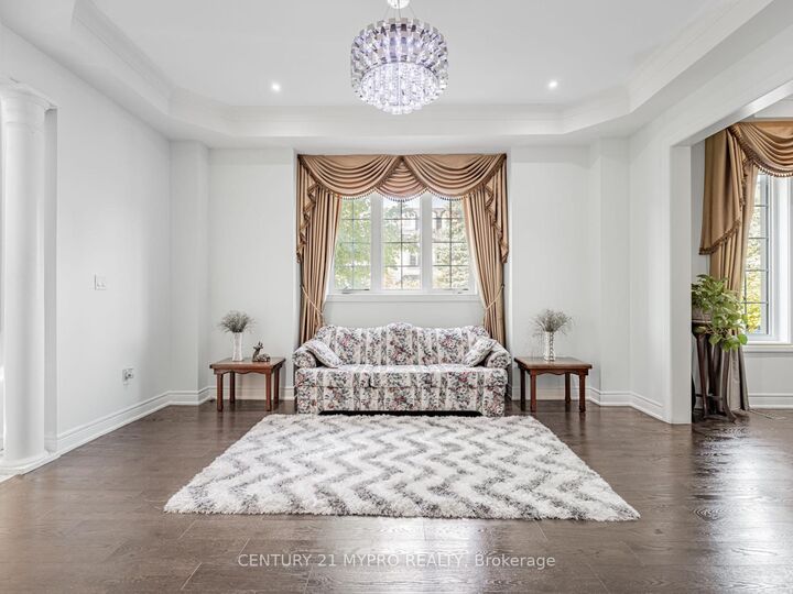 Property Photo:  9A Anglin Drive  ON L4E 3M5 