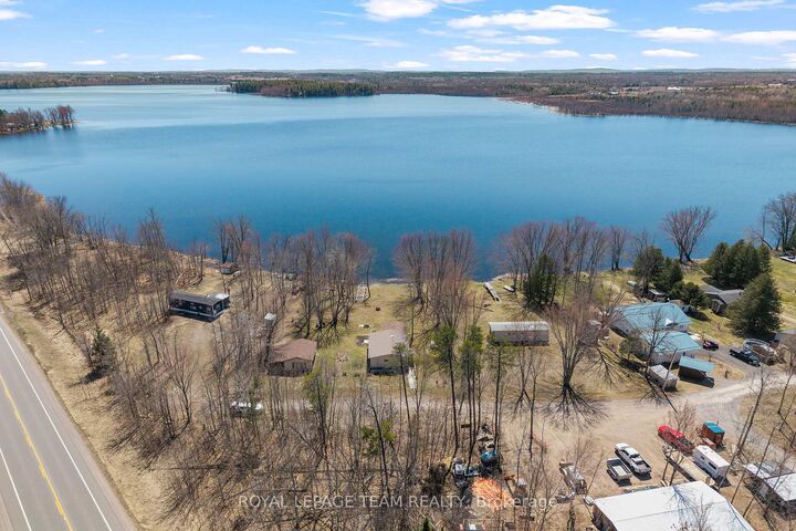 424 Hummingbird Lane — photo 1