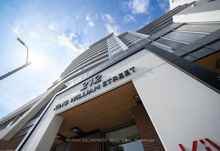 Property Photo: 212 King William Street 1109 ON L8R 0A7
