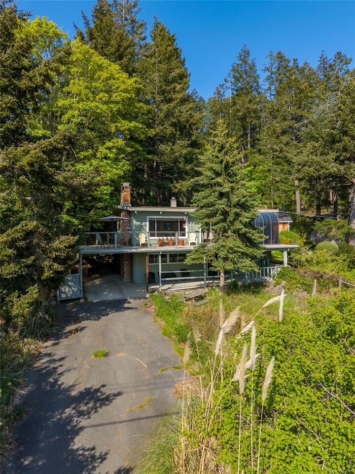 Property Photo: 27146 Schooner Way BC V0N 2M2