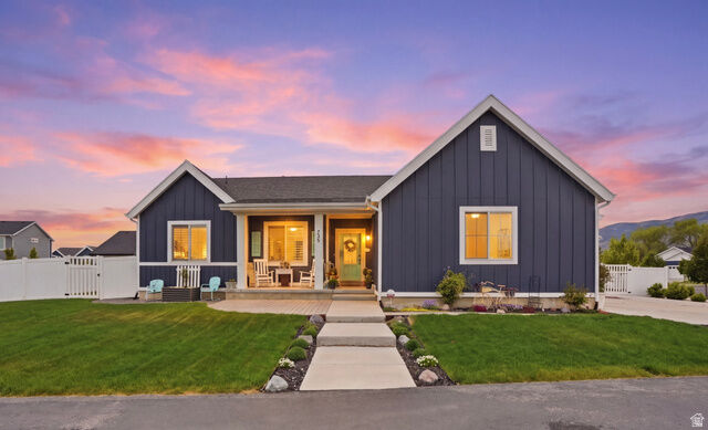 Property Photo:  726 S School House Rd E  UT 84045 