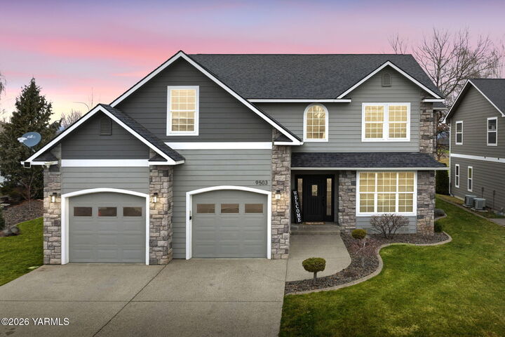 Property Photo:  9503 Occidental Rd  WA 98903 