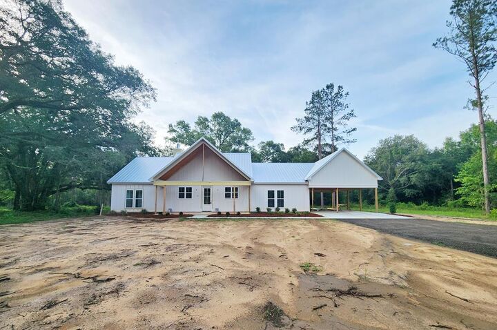 Property Photo: 575 White Pond Road GA 31763