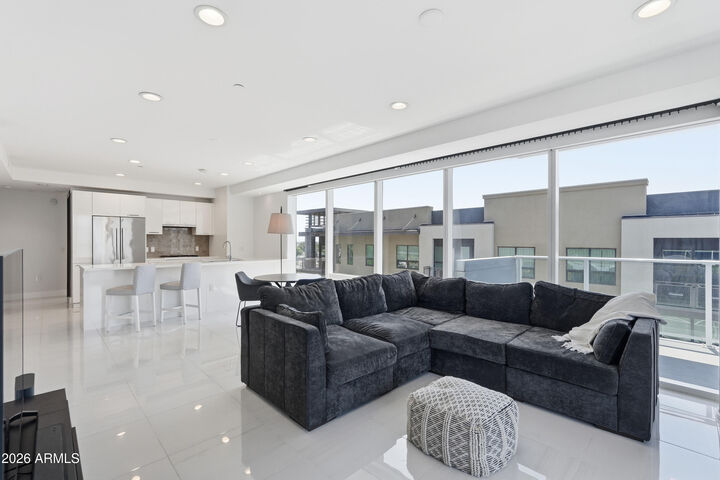 Property Photo:  4422 N 75th Street 6007  AZ 85251 