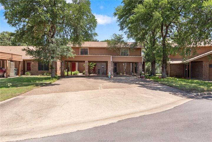 Property Photo:  2837 Oakside Drive  TX 77802 
