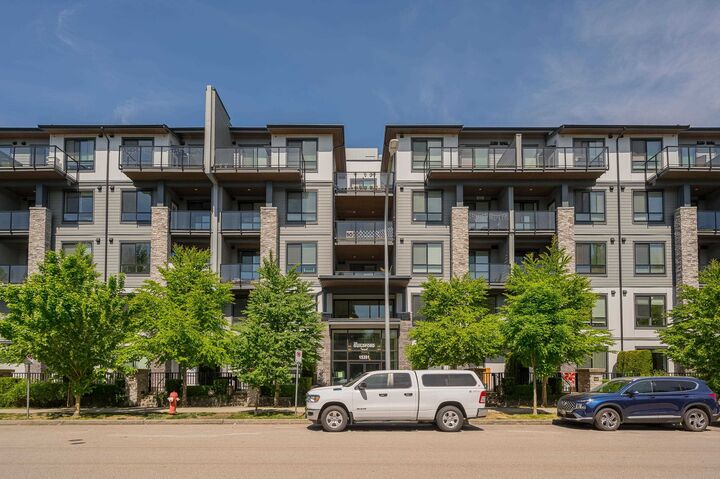 Property Photo:  15351 101 Avenue 112  BC V3R 0G2 