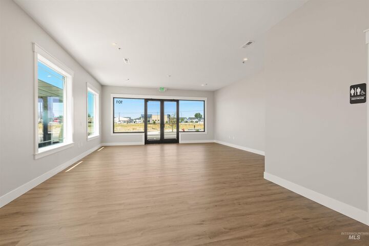 Property Photo:  12545 W State St, Ste#1  ID 83669 