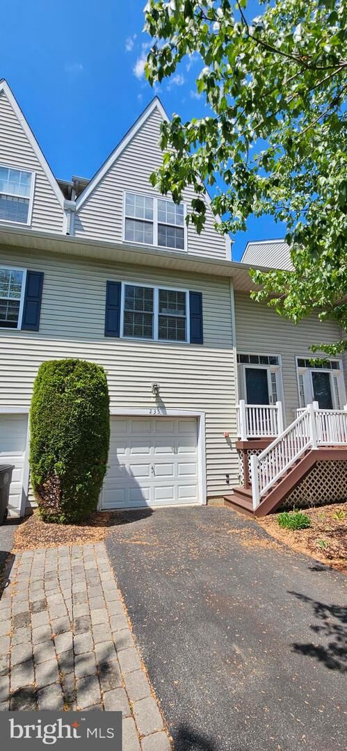 Property Photo: 235 Buchanan Court PA 19335