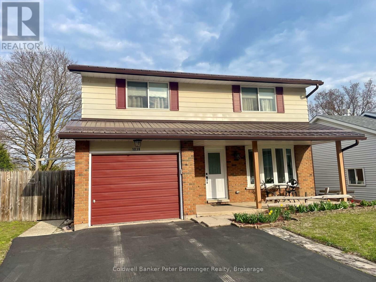 Property Photo:  1038 Wellington Street  ON N0H 2C3 