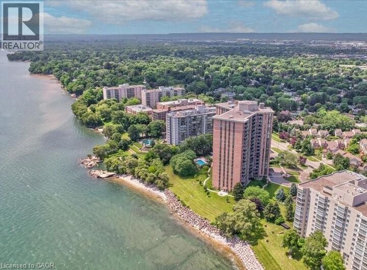 Property Photo: 5250 Lakeshore Road 1708 ON L7L 5L2