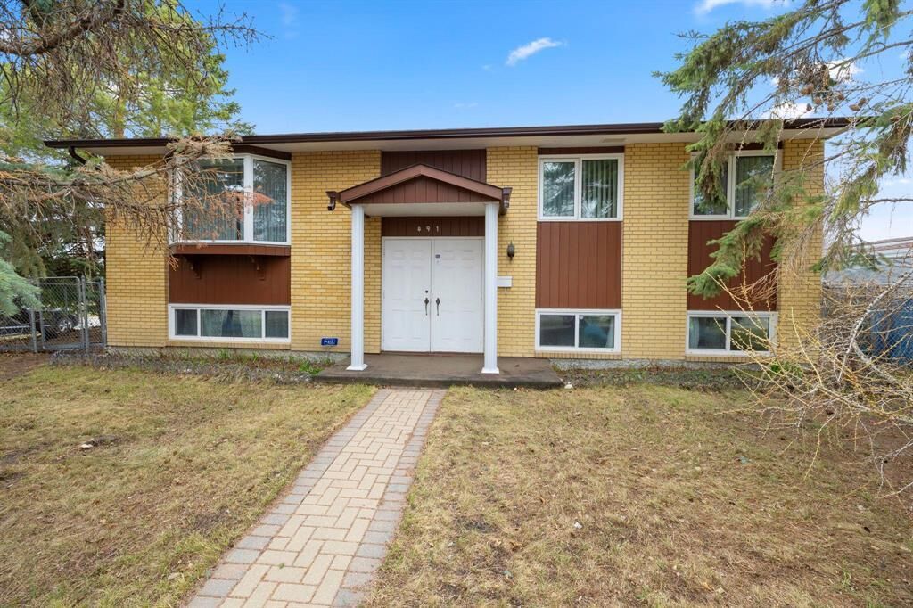 Property Photo:  491 Gilmore Avenue  MB R2G 2M7 