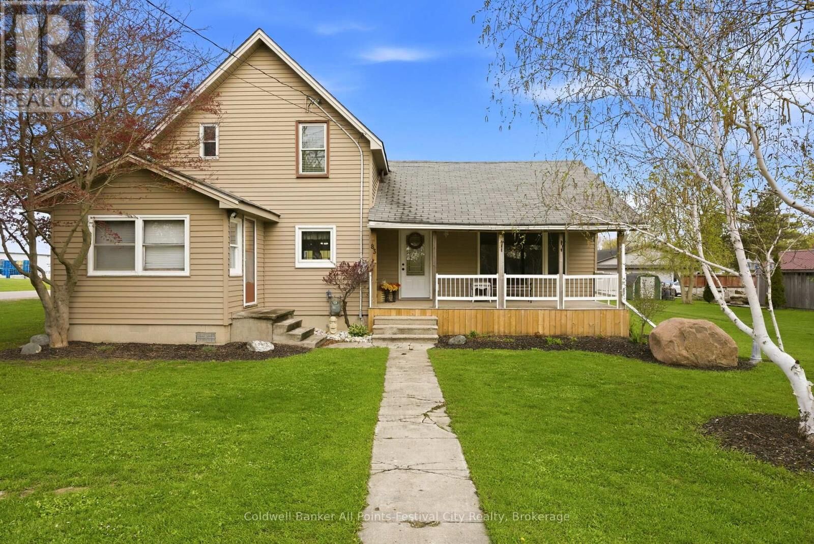 Property Photo:  83 Jarvis Street  ON N0K 1W0 