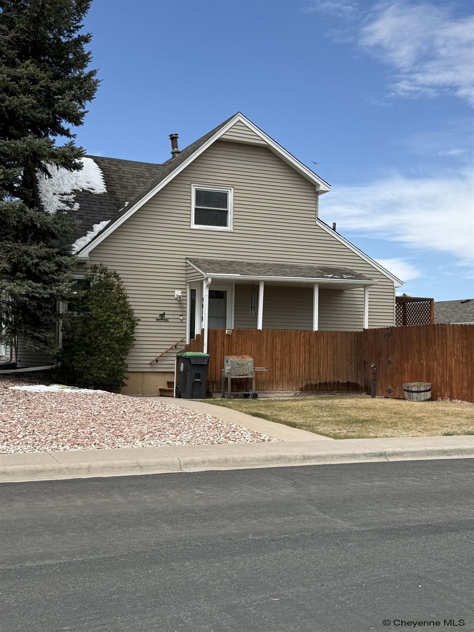 Property Photo:  5018 Continental Pl  WY 82001 