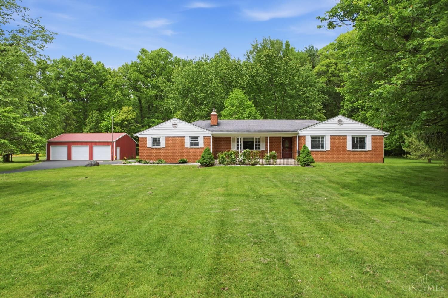 Property Photo:  2450 Crane Schoolhouse  OH 45106 
