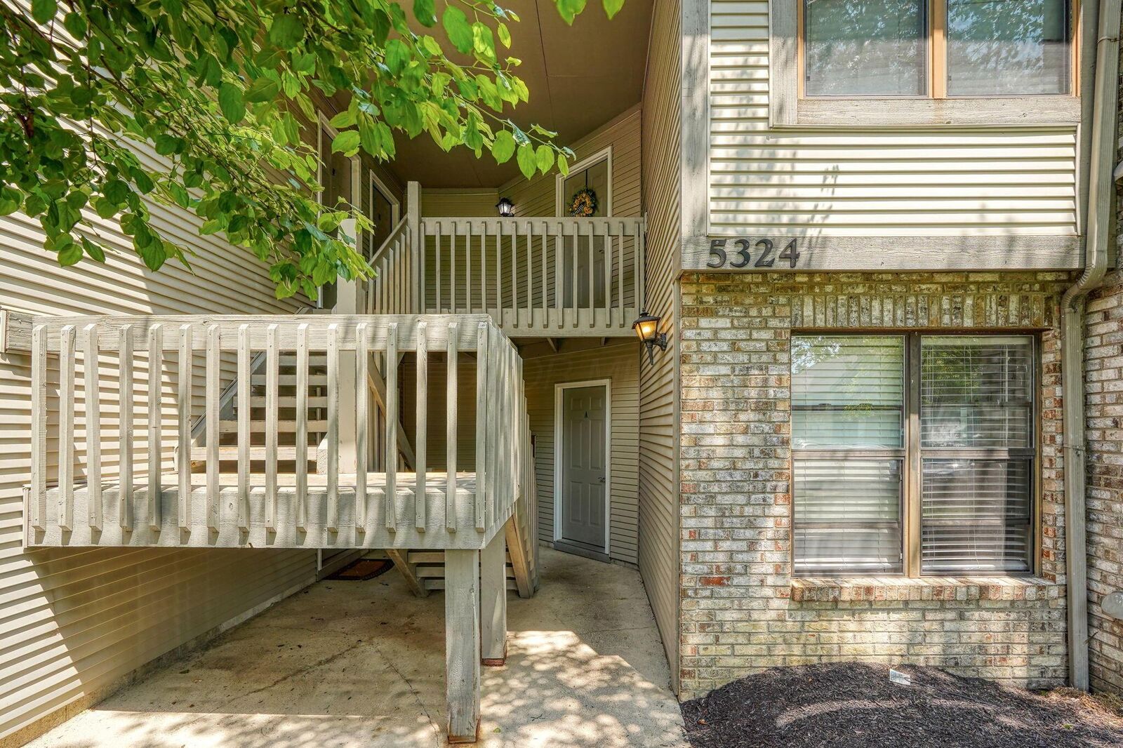 Property Photo:  5324 Stonemeadow Avenue  OH 43220 