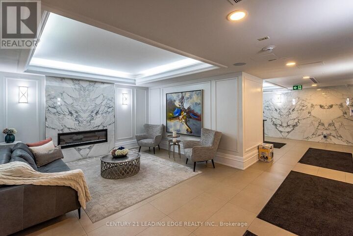 Property Photo:  309 Major Mackenzie Drive East 411  ON L4C 9V5 