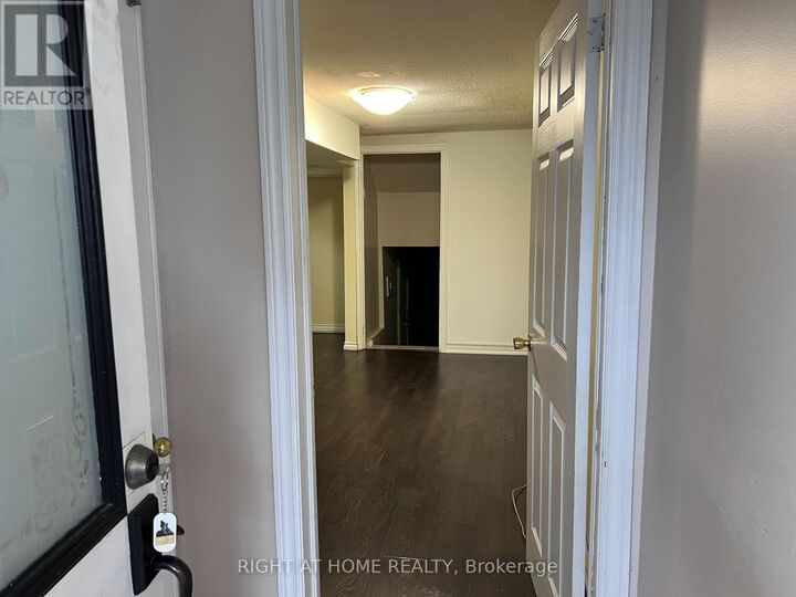 Property Photo:  4092 Midhurst Lane  ON L4Z 1C7 