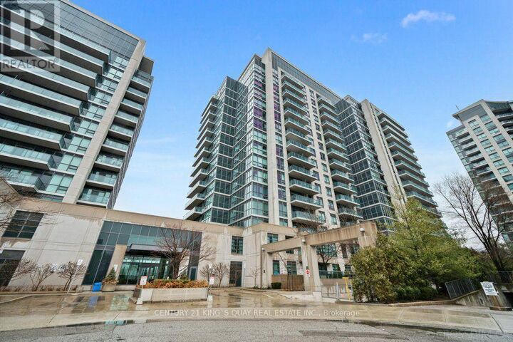 Property Photo:  35 Brian Peck Crescent Ph3  ON M4G 0A5 
