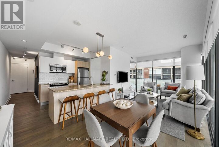 Property Photo:  1815 Yonge Street 1106  ON M4T 2A4 