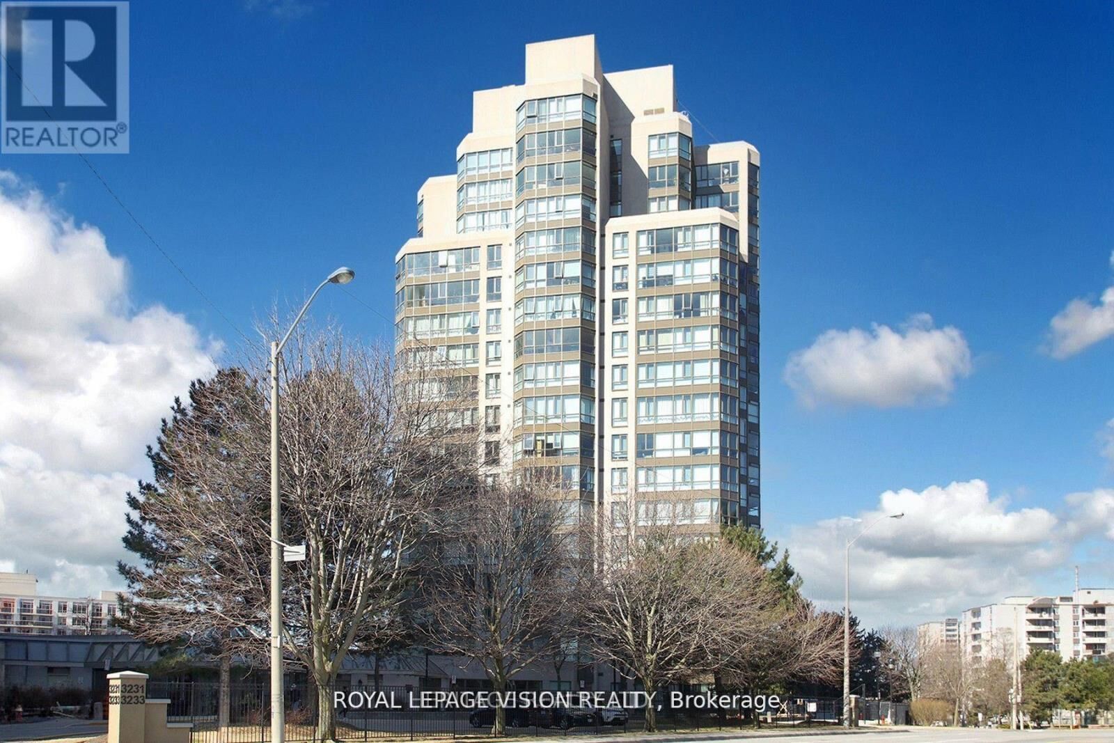 Property Photo:  3231 Eglinton Avenue East 106  ON M1J 3N5 
