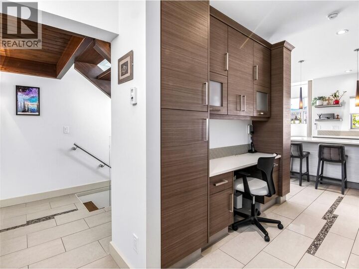 Property Photo: 433 Churchill Avenue 101 BC V2A 1C9