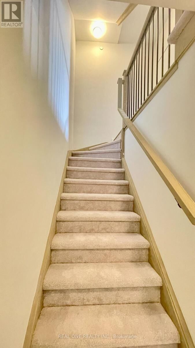 Property Photo:  3562 Colonial Drive 14  ON L5L 0B9 