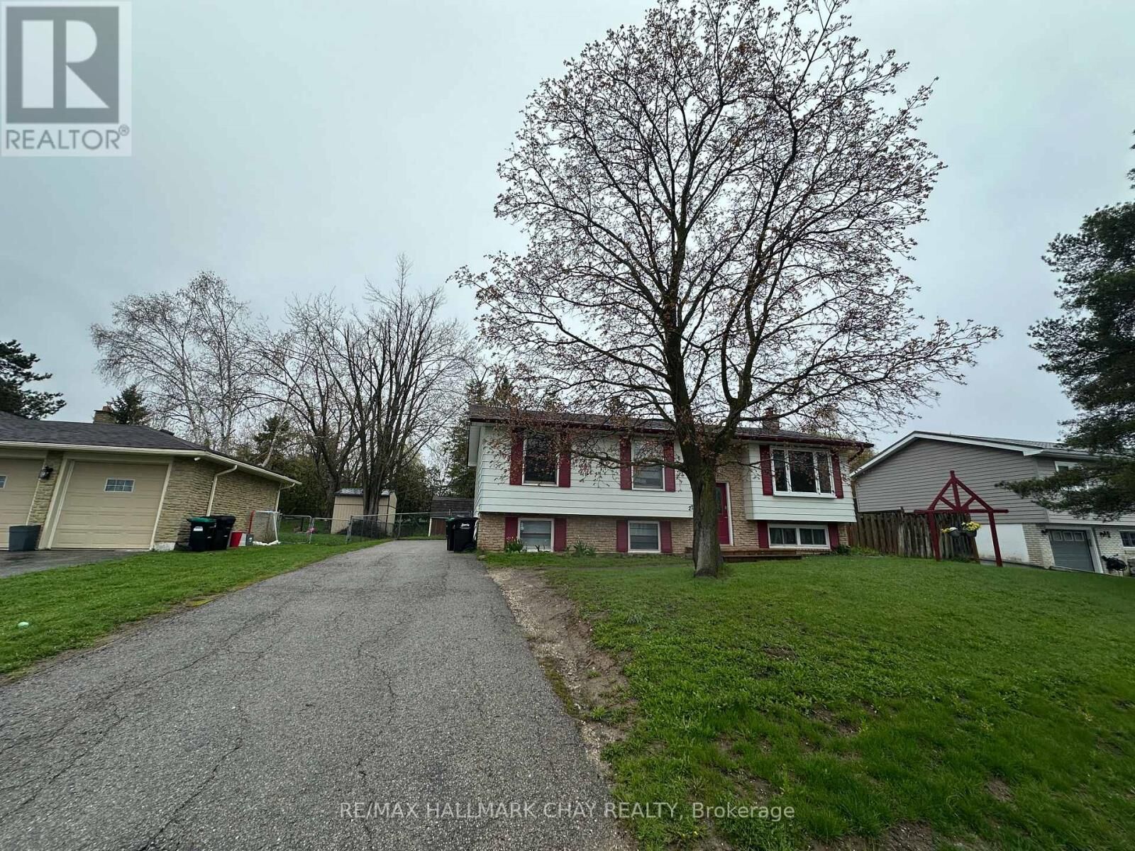 Property Photo:  278 Pine Drive  ON L4N 4H8 