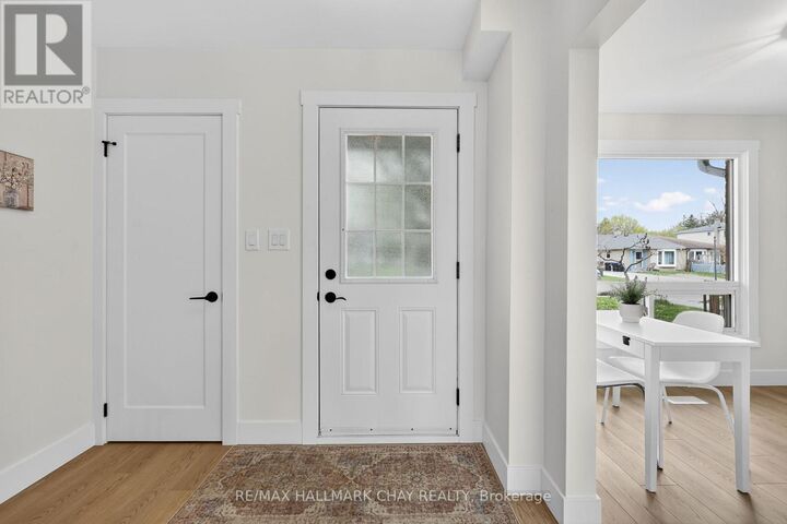 Property Photo:  37 Stewart Avenue  ON L9R 1C8 