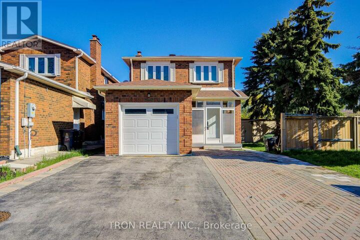 Property Photo:  256 Alexmuir Boulevard  ON M1V 1T7 