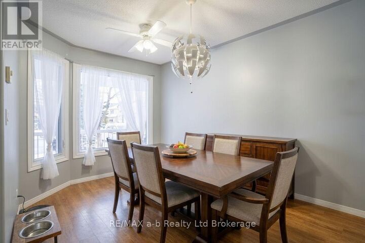 Property Photo:  10 Dufferin Street 27  ON N0J 1P0 