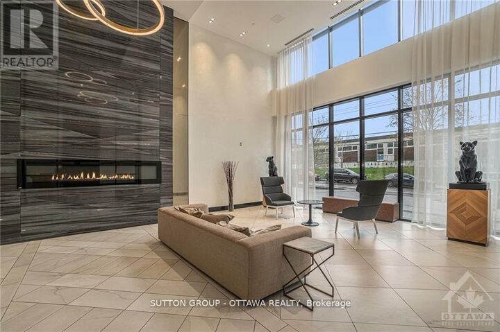 Property Photo:  255 Bay Street 208  ON K1R 0C5 