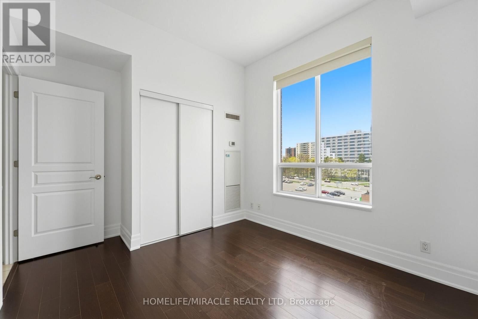 Property Photo:  777 Steeles Avenue  ON M2R 3Y4 